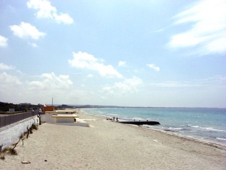 Spiagga di Baia Verde in Aprile